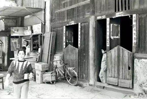 �z��1989��1��9������(d��ng)�r(sh��)�ĺ��������A��·