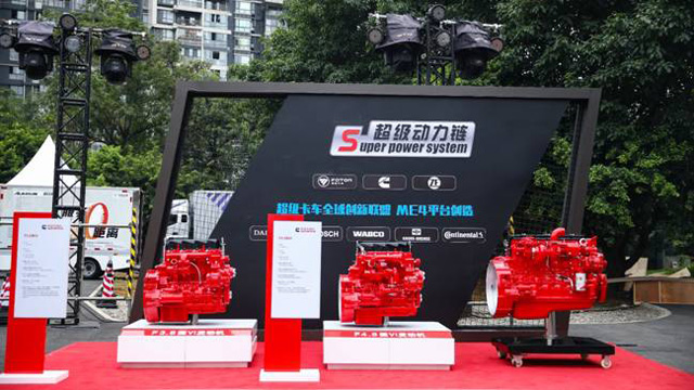 �W���W�R�Ɍ��ٶ��ƵĿ���˹��������