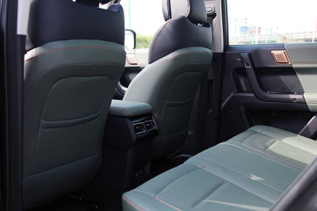 ����Ӳ�������(q��)��15�f���܈AԽҰ܇����