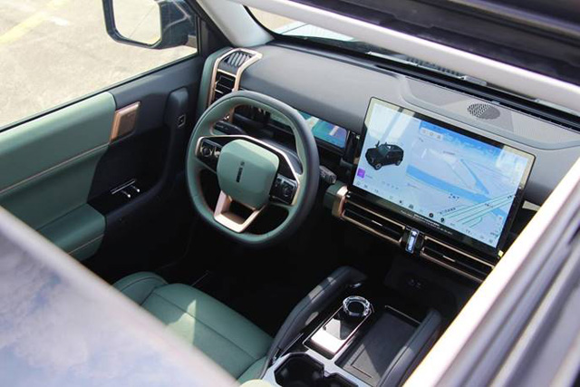 ����Ӳ�������(q��)��15�f���܈AԽҰ܇����